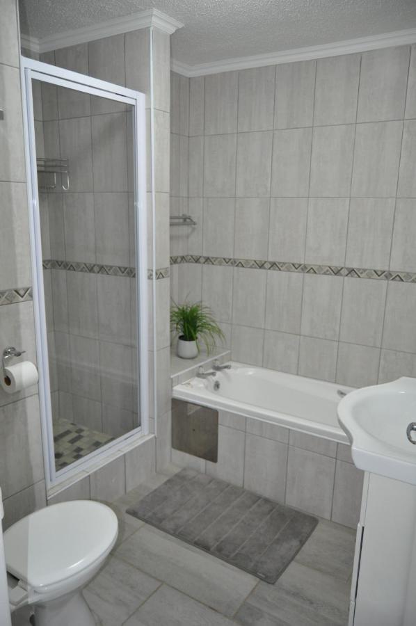 68 Laguna La Crete Διαμέρισμα Uvongo Beach Εξωτερικό φωτογραφία